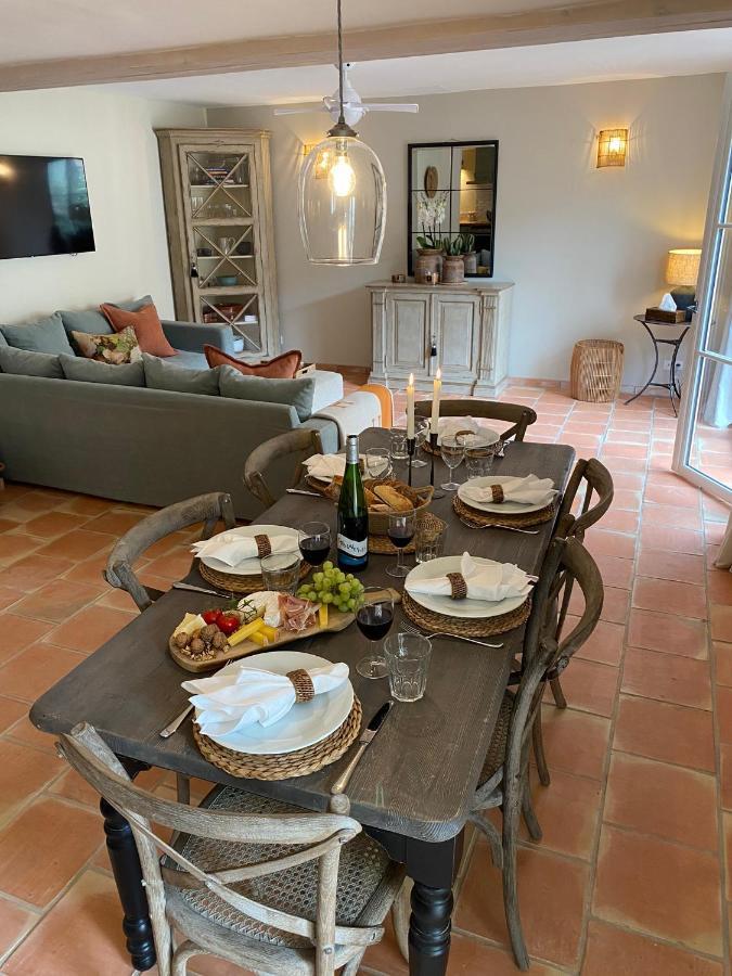 Pretty Historical Village House Grimaud Exteriér fotografie
